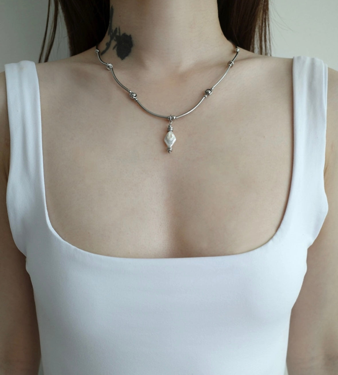 Rhombus Pearl Necklace