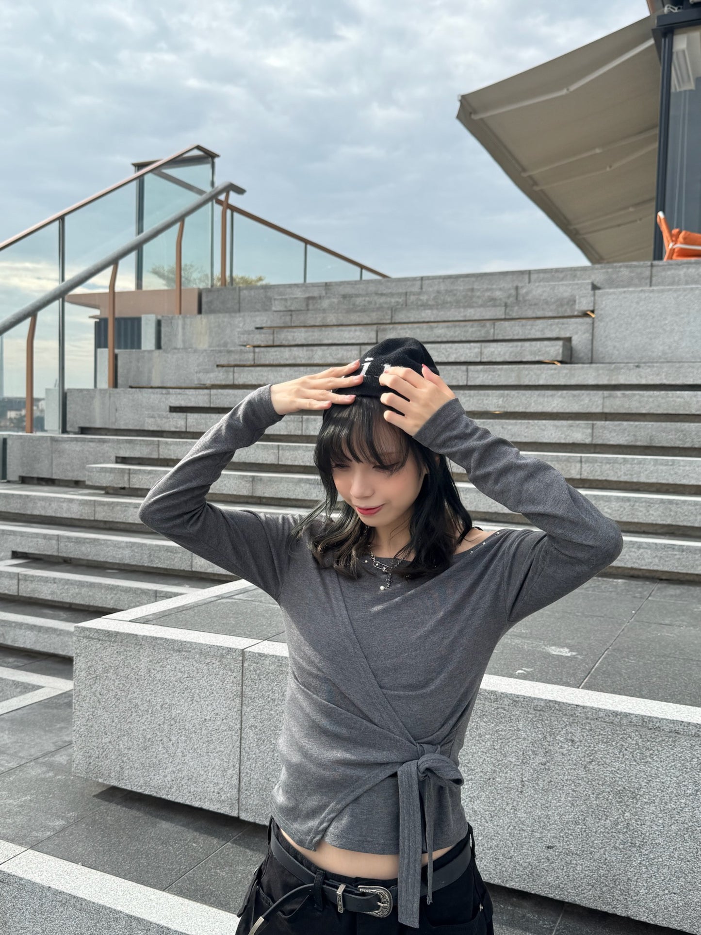 釘釘斜膊綁帶Top