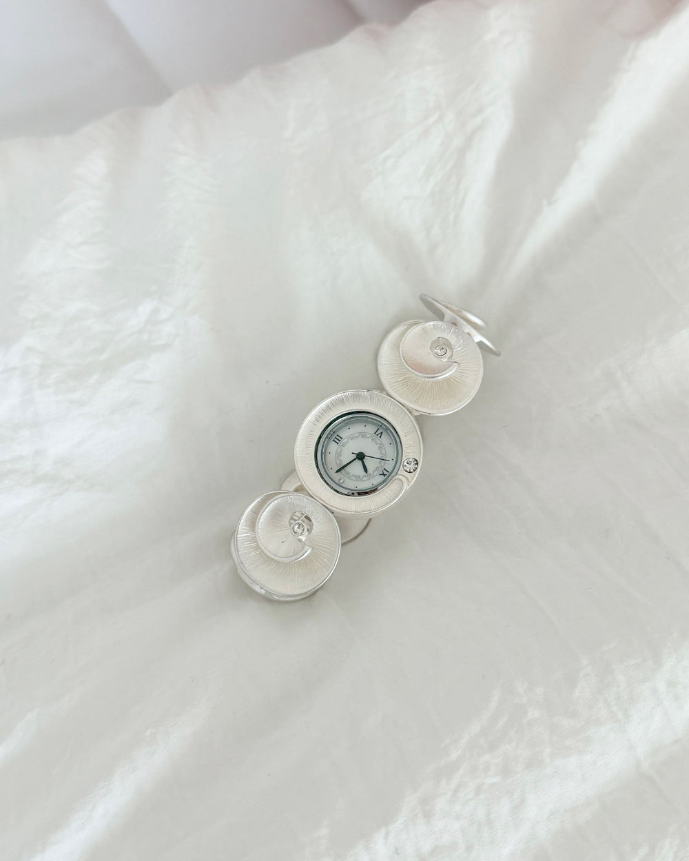 Halo Veil Bud Watch
