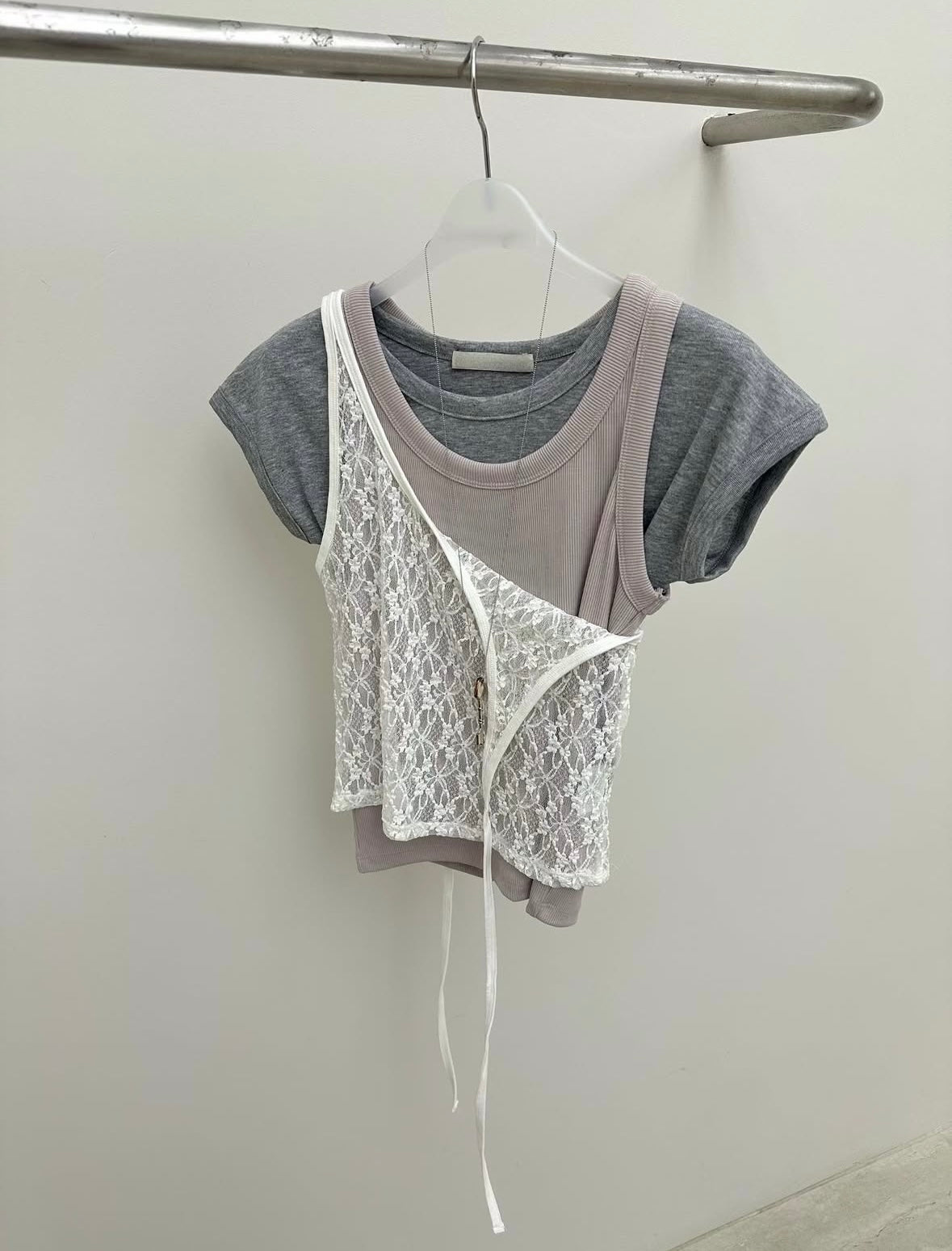 百搭Layering Set（短袖+背心+Lace外搭 3件套可分開襯）