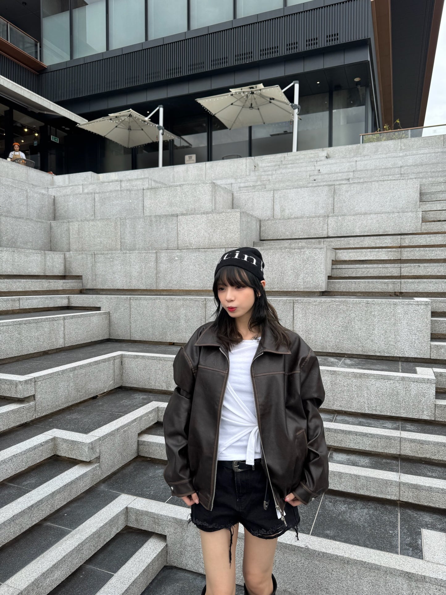 Unisex款洗水皮褸