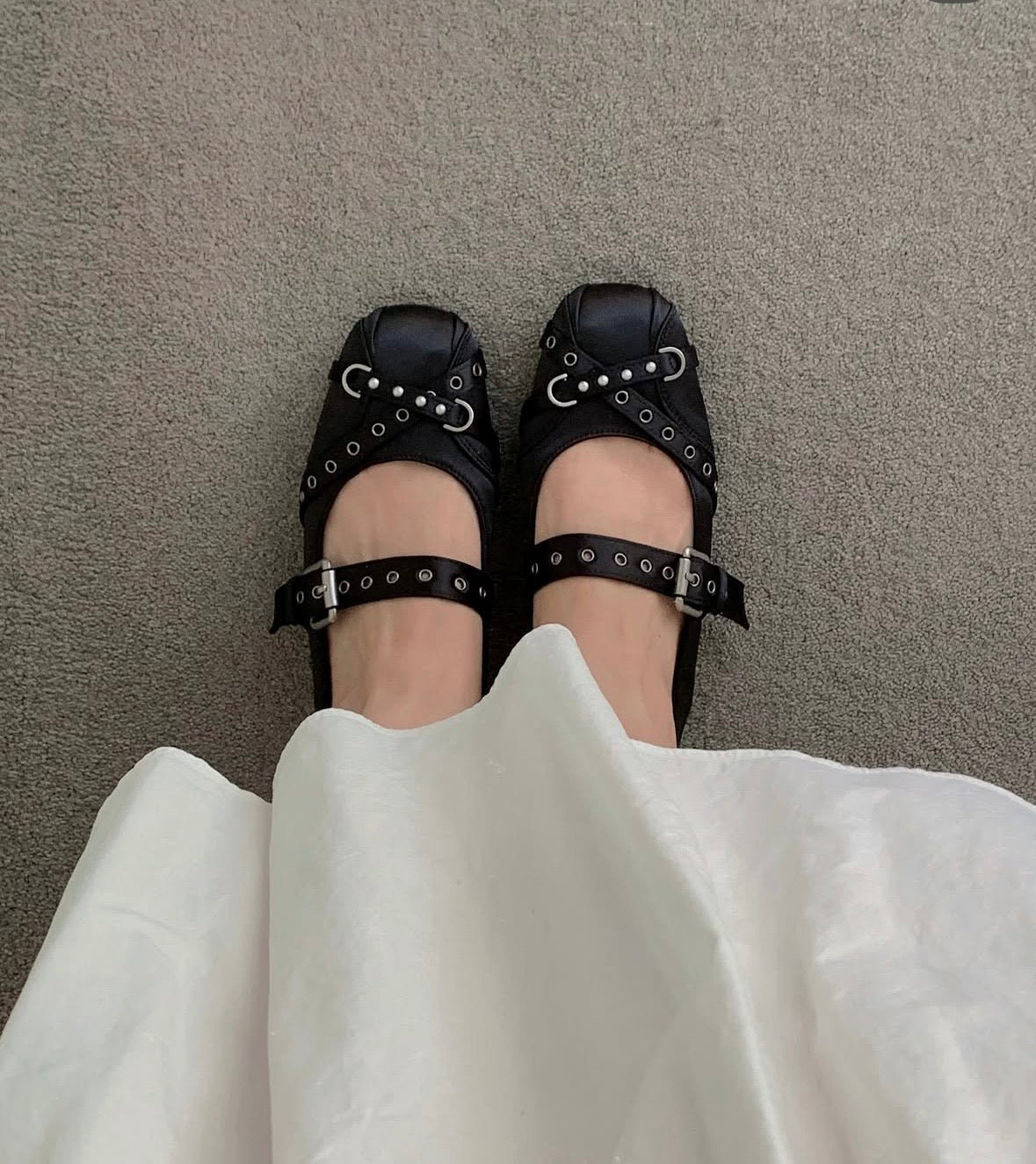 Chrome Eyelet Flat(2colors)