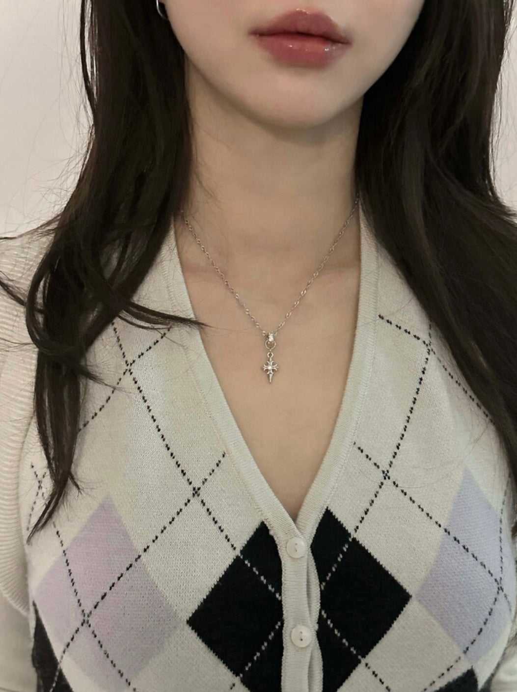 Ofuse cubic cross necklace-002
