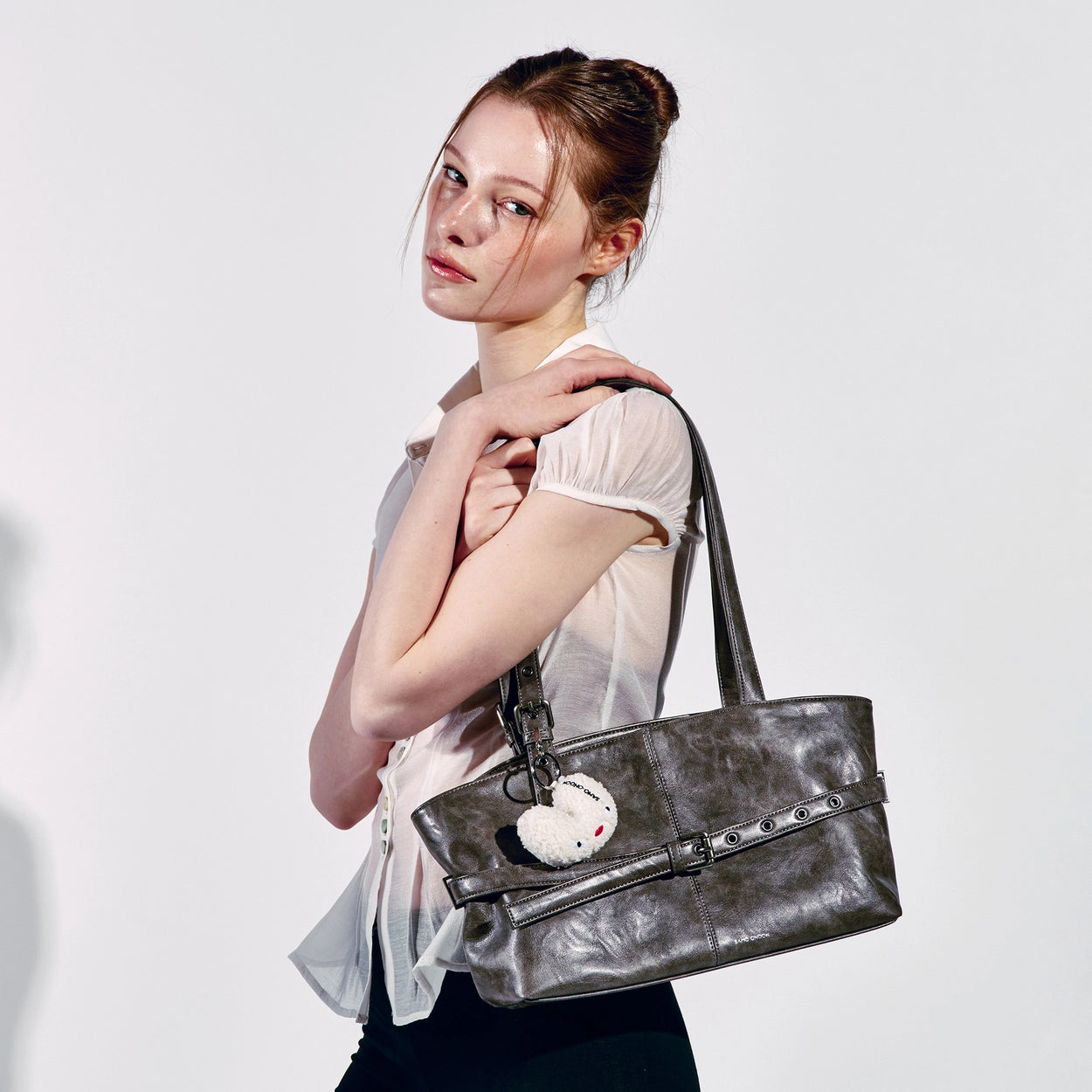 SAMO ONDOH le belt bag M baked gray