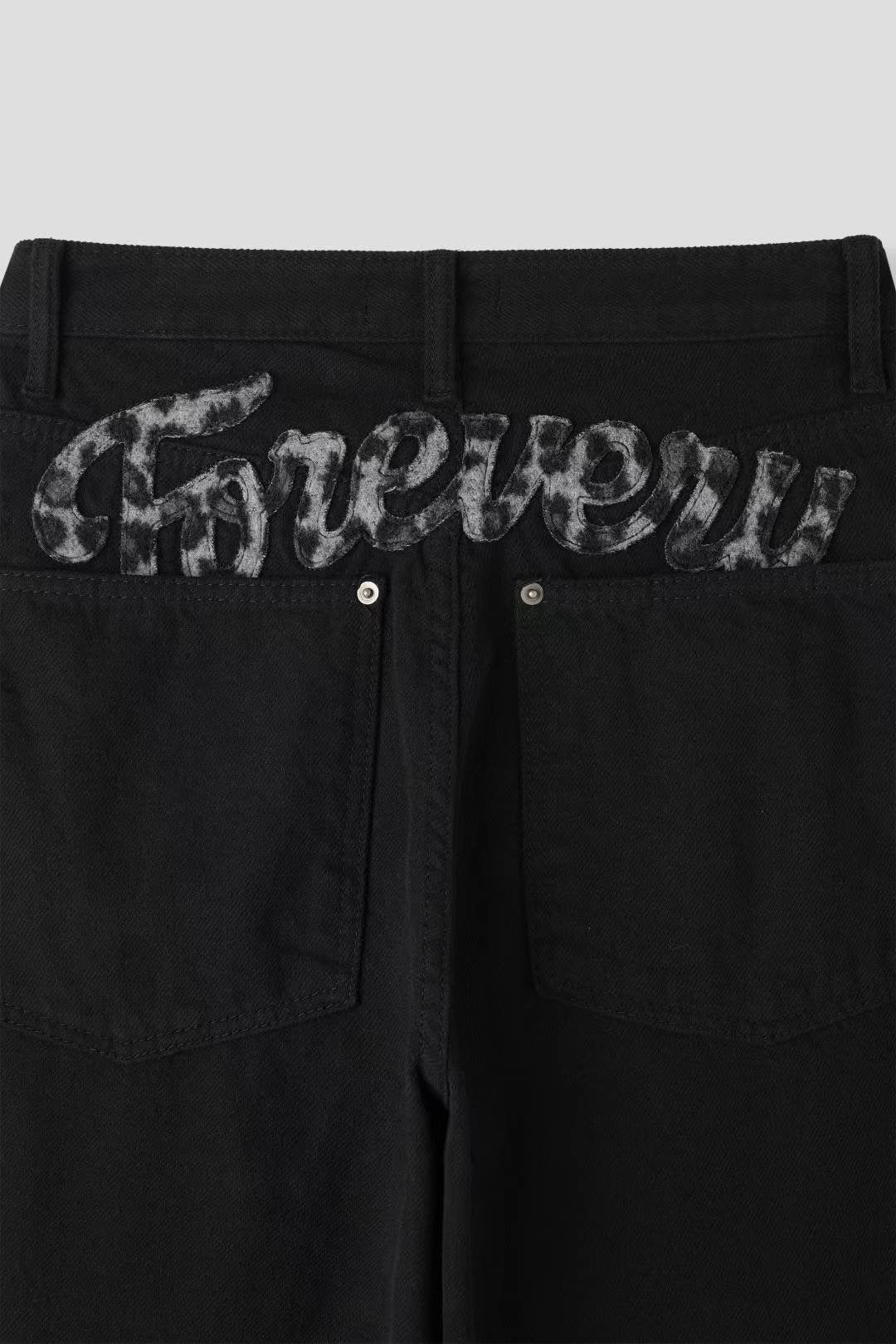 豹紋繡字彎刀褲