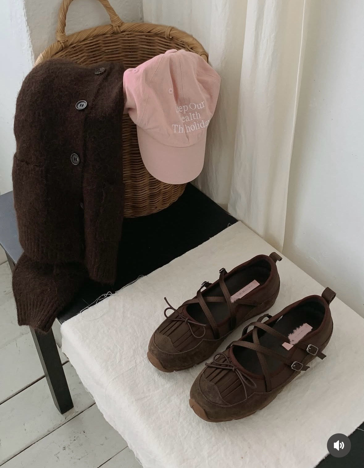 新版交叉帶芭蕾風鞋