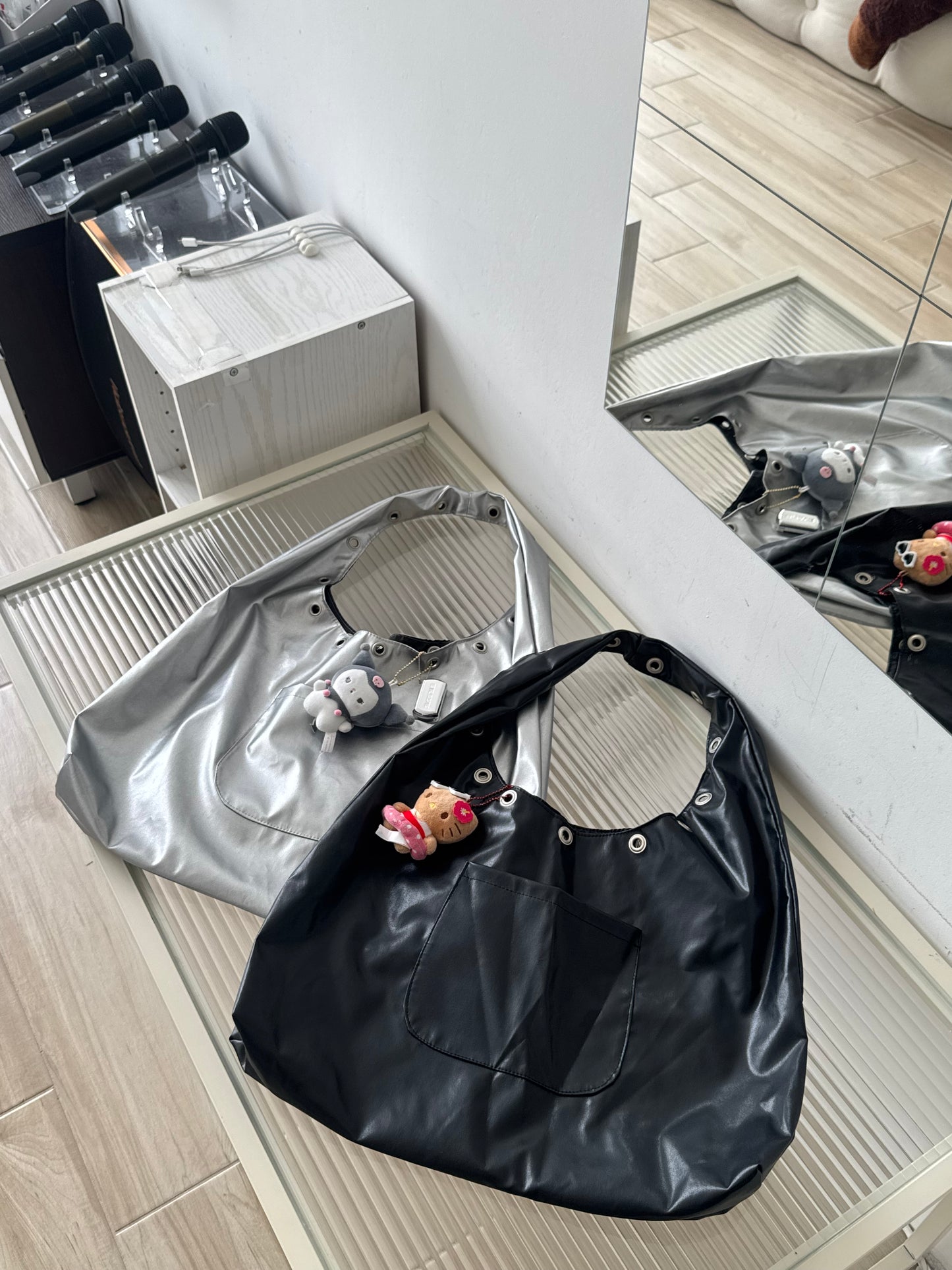 型格大容量肩背包