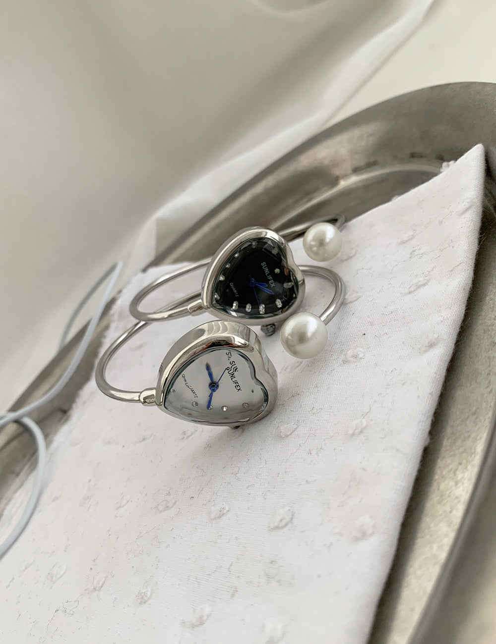 Pearl Heart Bangle Watch