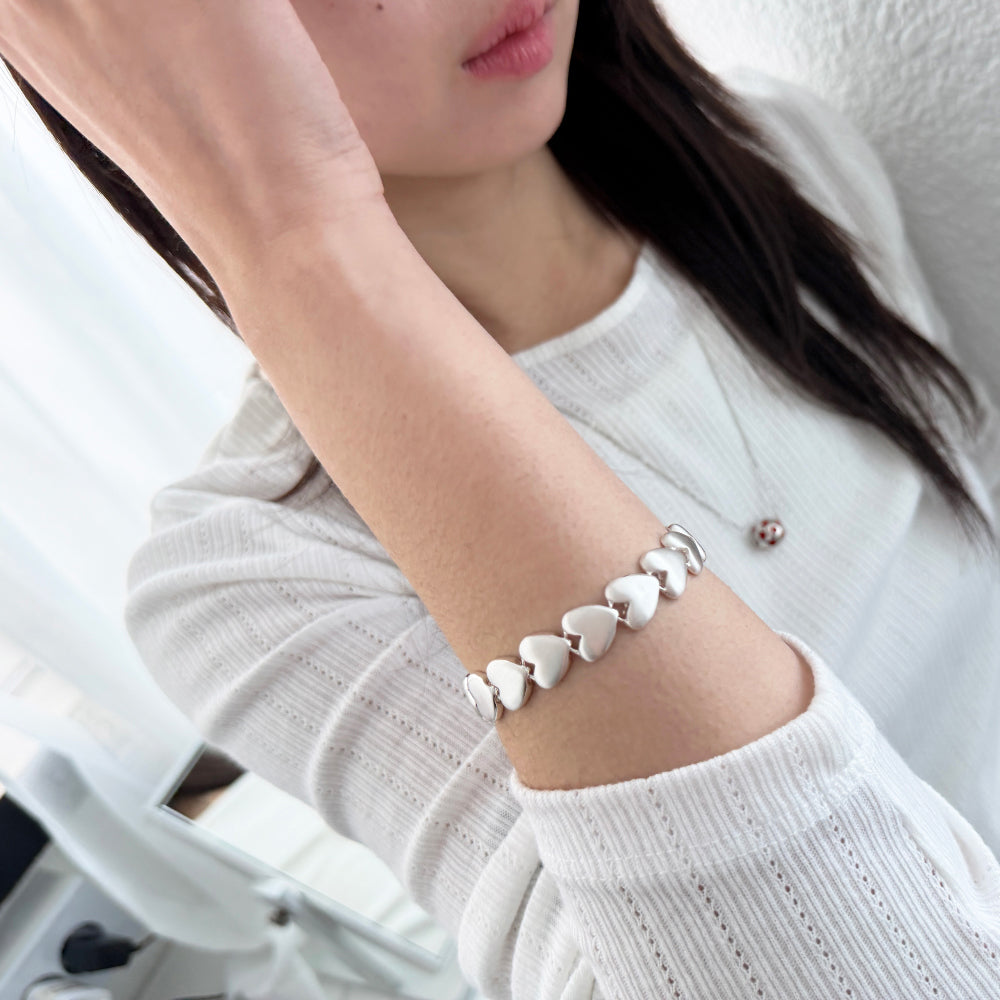 Matt Heart Link Bracelet
