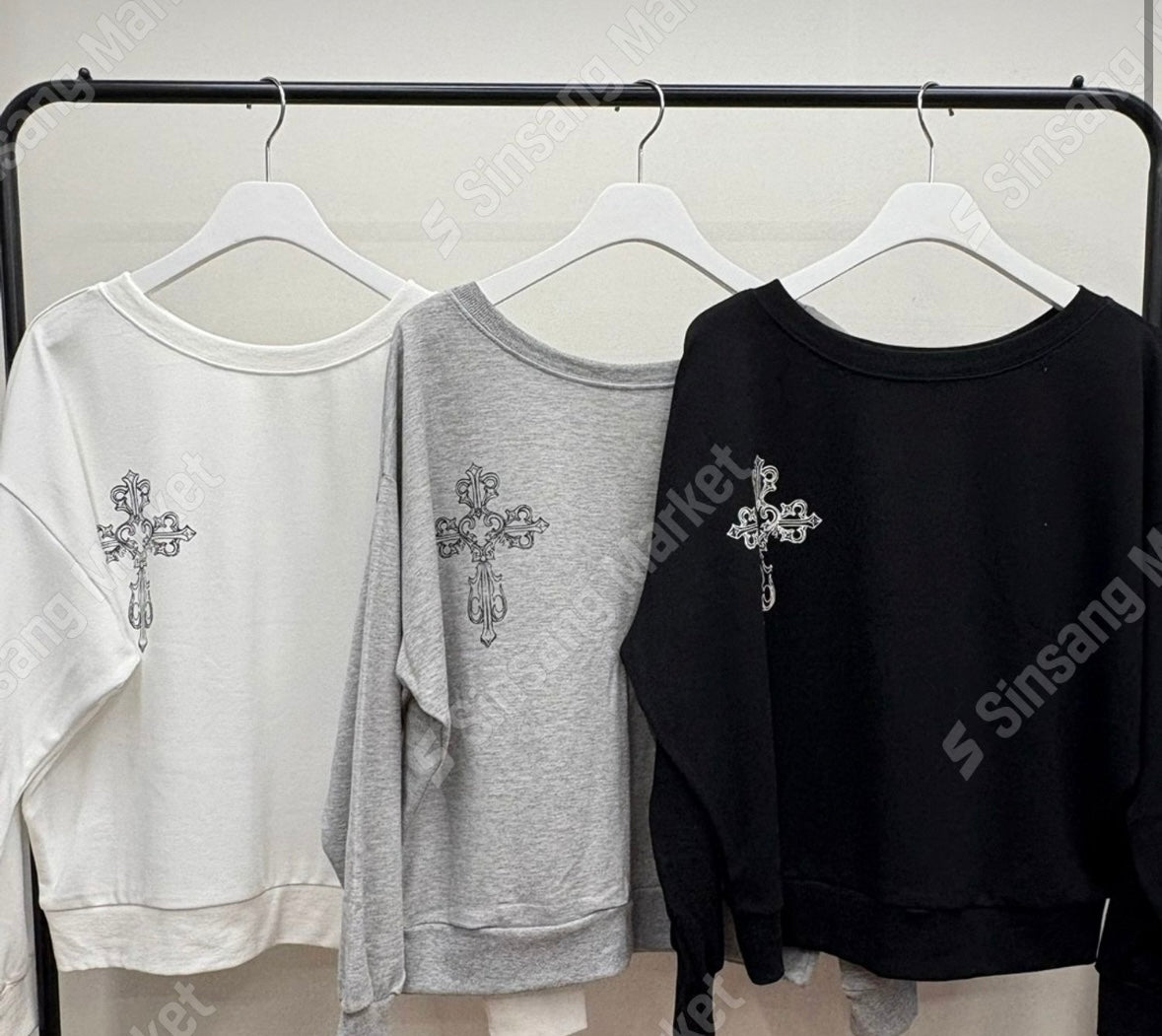 薄款斜膊十字衛衣