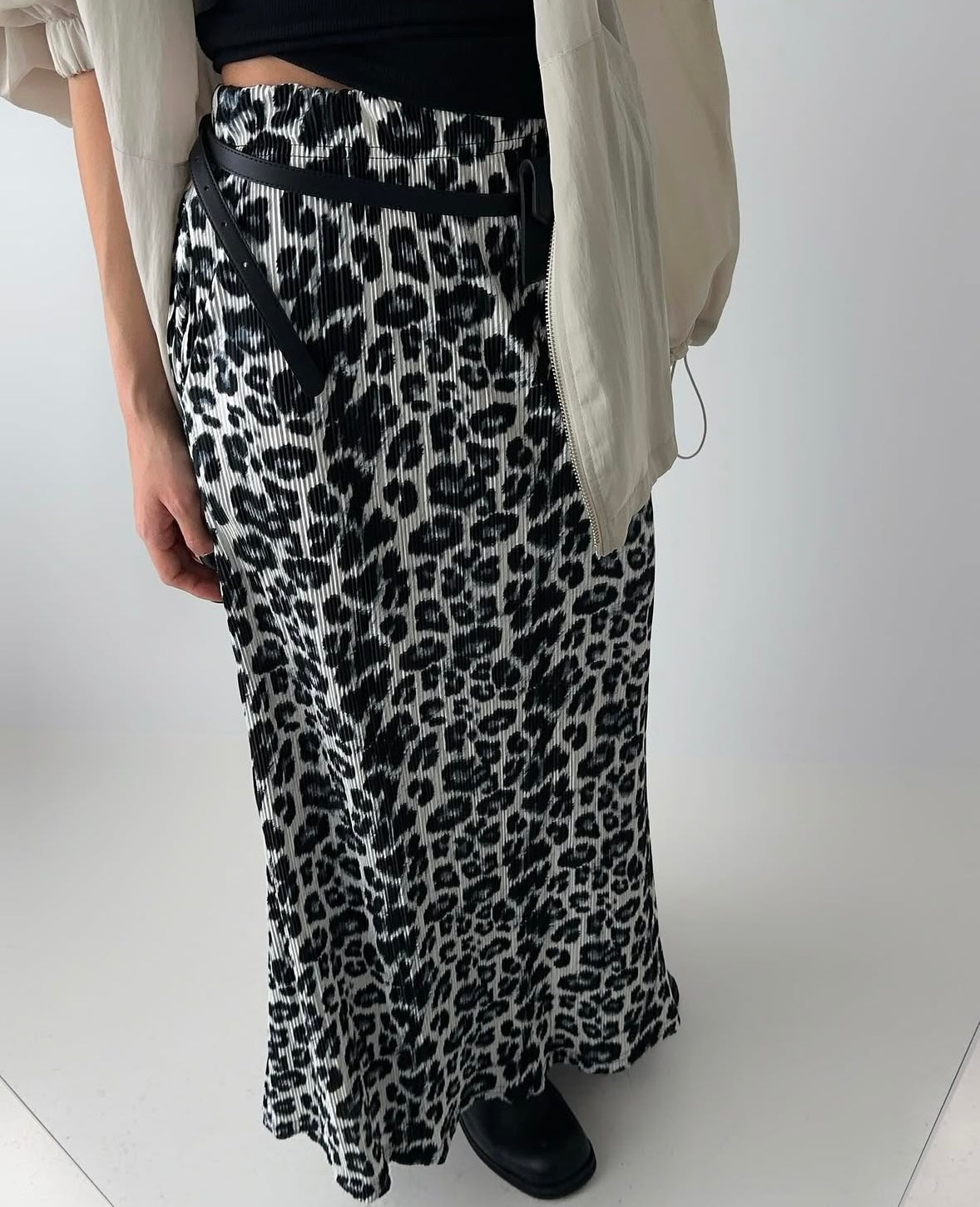 (黑色現貨)豹紋長裙