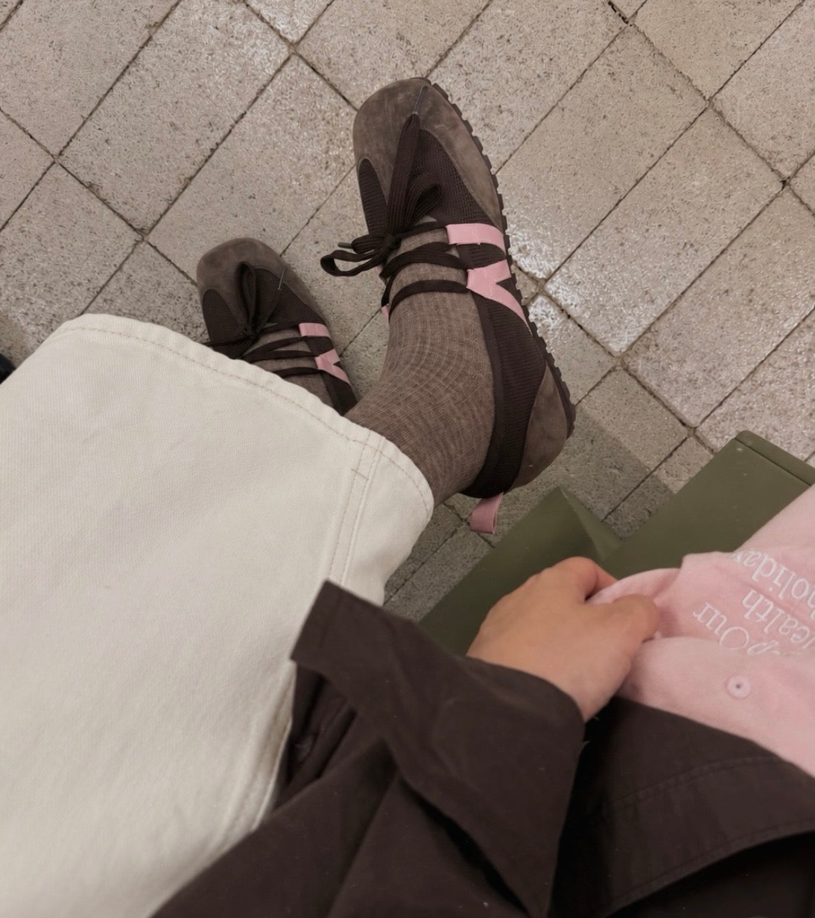 Rose Ribbob Sneakers(2colors)