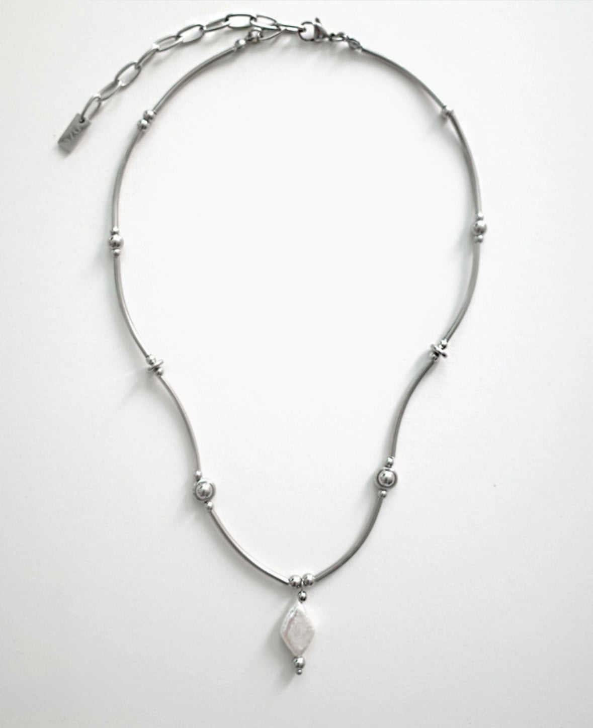 Rhombus Pearl Necklace